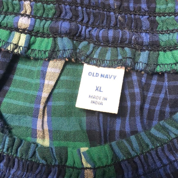 Cute plaid lightweight blouse - Picture 3 of 5